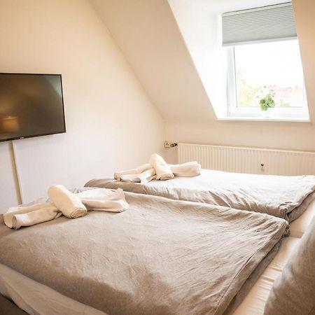 Wohnung Fuer 4 Gaeste In Laatzen Messe- Und Citynah Ганновер Экстерьер фото