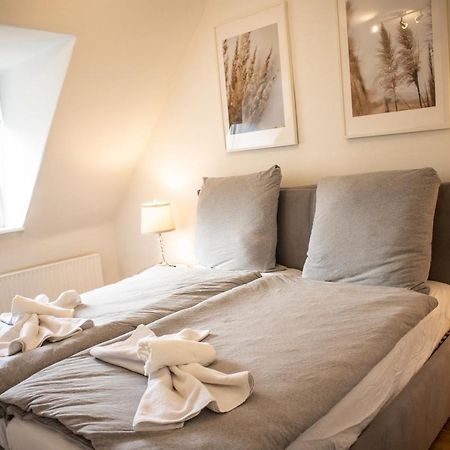 Wohnung Fuer 4 Gaeste In Laatzen Messe- Und Citynah Ганновер Экстерьер фото